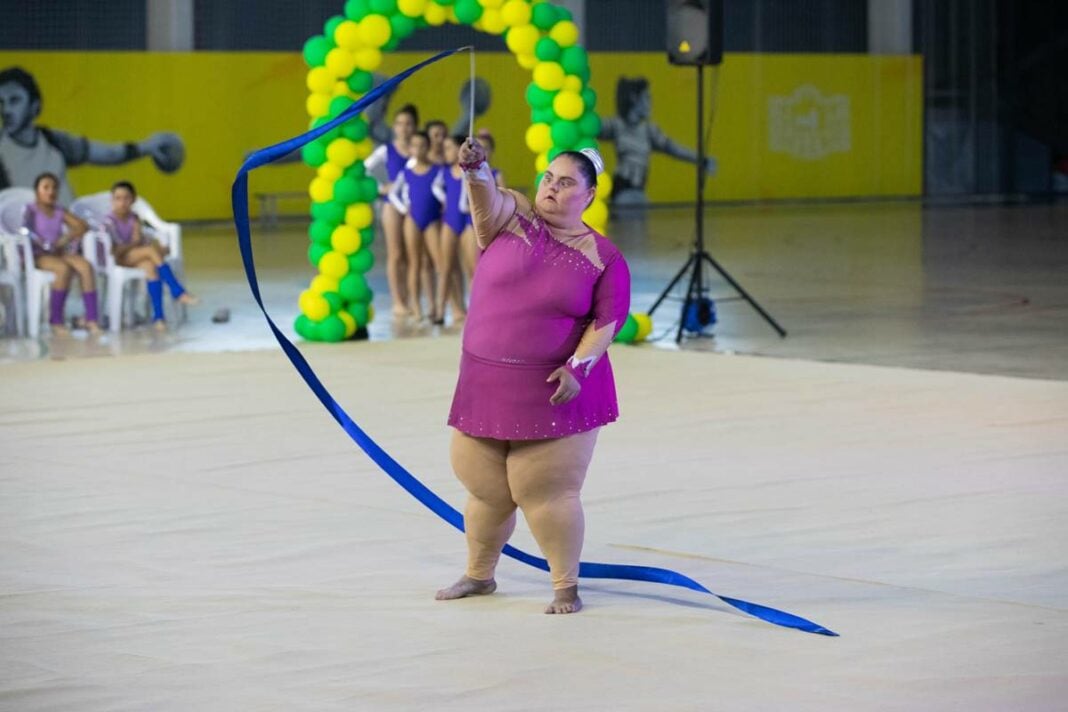 Inclusi N Y Alegr A En La Exhibici N De La Escuela De Gimnasia R Tmica