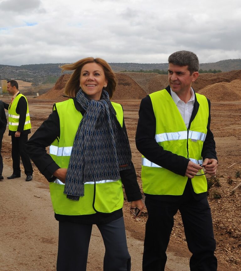 Cospedal: “Vamos a seguir trabajando para que se garantice el bienestar social y se impulse la creación de empleo”