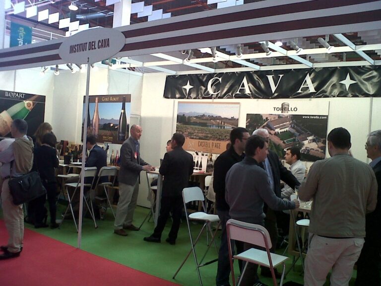 Las bodegas catalanas destacan el apoyo que FENAVIN aporta al sector