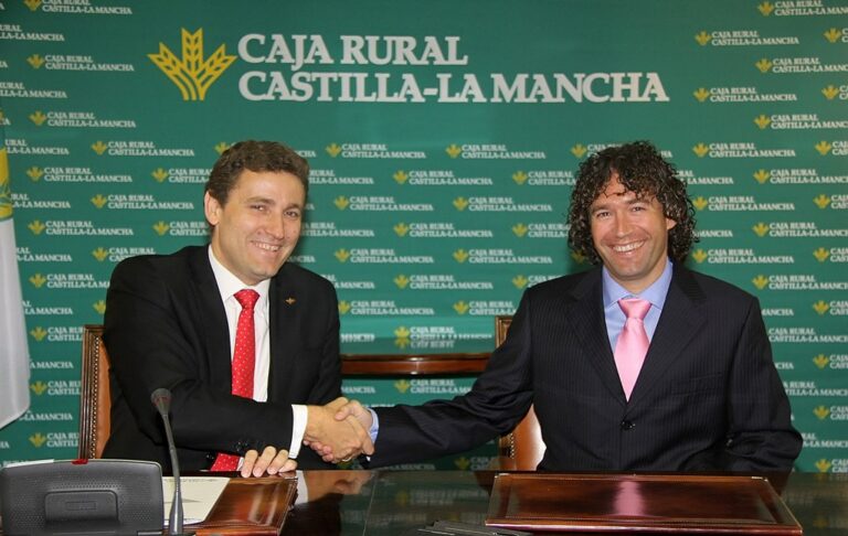 Caja Rural Castilla-La Mancha se instala en Las Valeras (Cuenca)