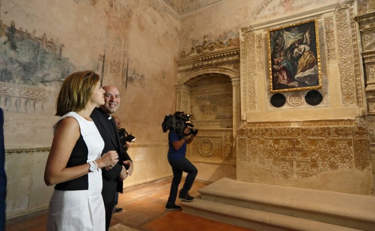 Cospedal destaca “el lujo” de contemplar la restauración de una obra de arte “fruto del anhelo de todo un pueblo”