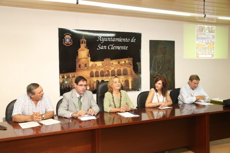 Soriano anuncia ayudas de hasta 100.000 euros por beneficiario para la integración de cooperativas