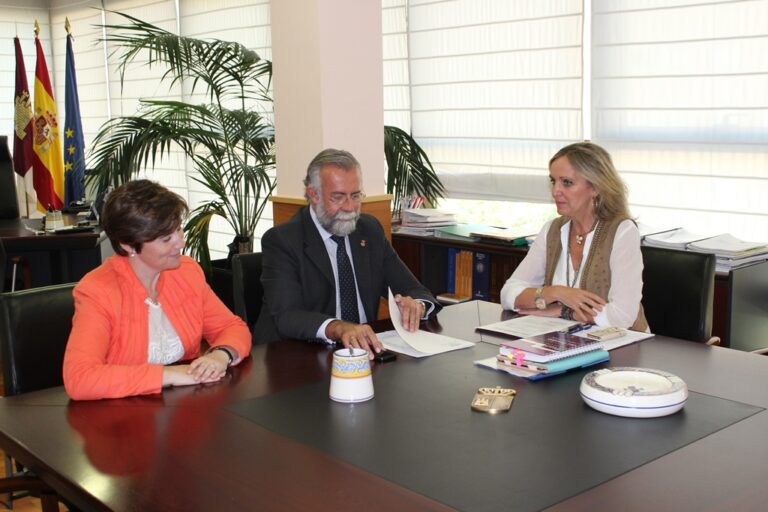 Casero traslada a Jaime Ramos “el apoyo incondicional del Gobierno de Cospedal a Talavera de la Reina”