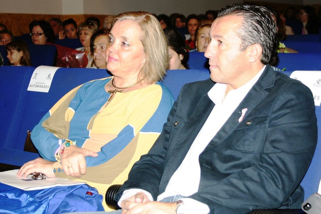 2014101813 Novillo participa en las actividades del V Centenario del Nacimiento de Santa Teresa Malagón-1