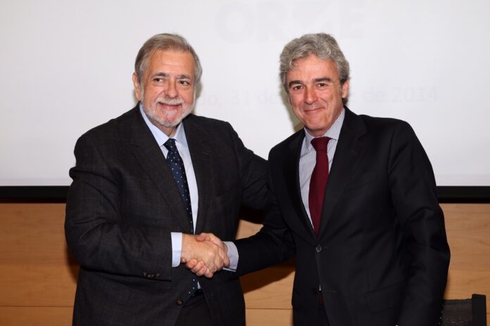 201410311 Esteban y Beteta firman un convenio sobre Oficina de Registro Virtual de Entidades 07