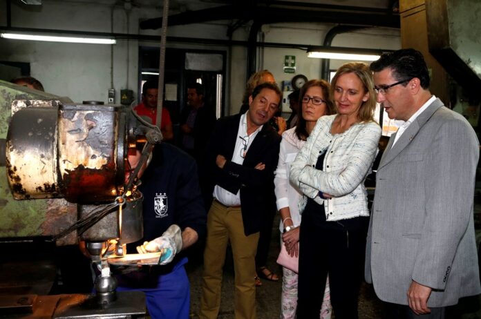 2014103111CaseroVisitaEmpresasCuchilleriaMadrigueras(AB)VII