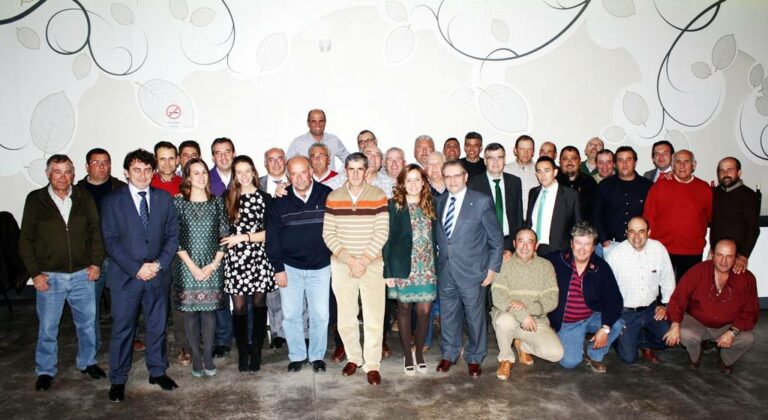 Caja Rural CLM traslada su compromiso a las cooperativas de Santa Cruz de la Zarza