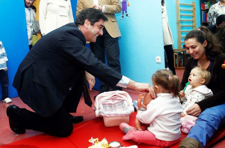 Echániz señala que en C-LM “la Atención Temprana ha crecido en centros, profesionales, niños atendidos e inversión”