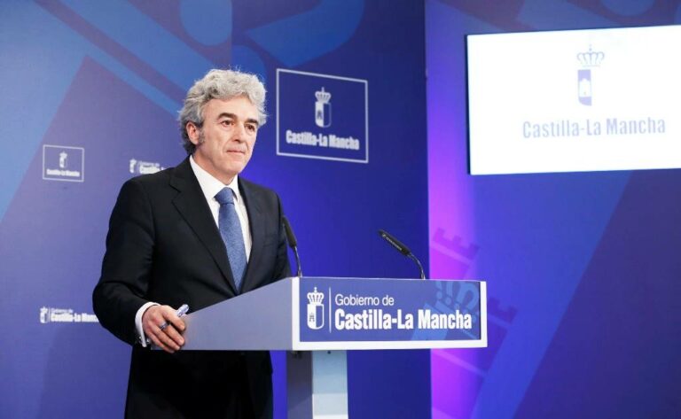 Esteban afirma que la decisión del Constitucional es “un nuevo revés judicial y el varapalo definitivo” para García-Page