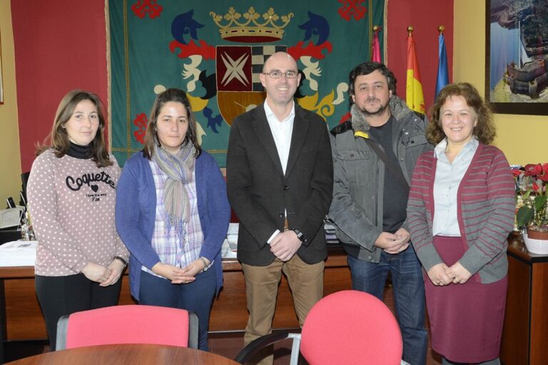 El Ayuntamiento de Argamasilla de Alba renueva el convenio con las AMPAS