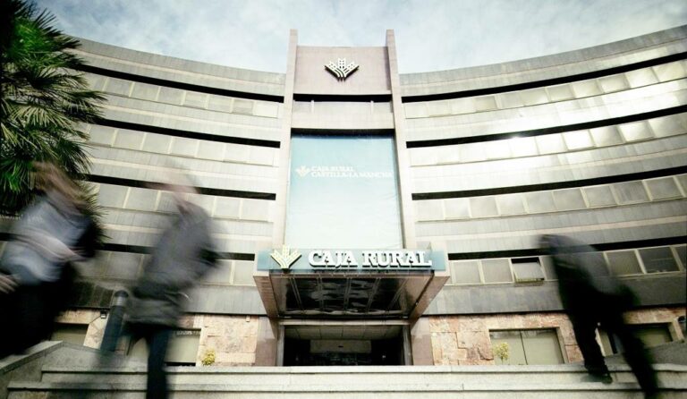 55 universitarios comienzan sus prácticas en Caja Rural Castilla-La Mancha