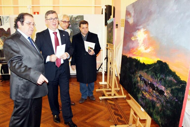 Marín inaugura la exposición de Juan Miguel Rodríguez Cuesta “Tauromaquia en Castilla-La Mancha