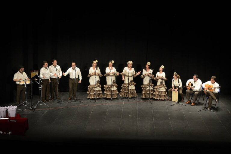Homenaje del pueblo de Argamasilla a sus mujeres