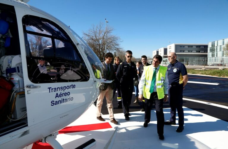 Helicópteros y ambulancias de Castilla-La Mancha, preparados para transportar recién nacidos