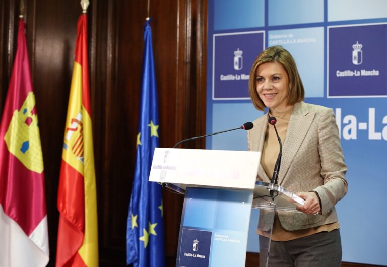 Cospedal destaca el compromiso del Gobierno regional con las mujeres de Castilla-La Mancha