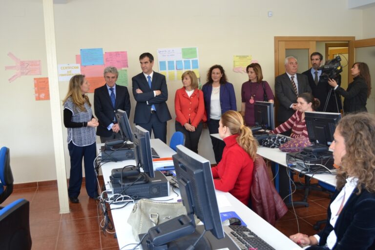 Esteban: “La colaboración entre todos es garantía para conseguir la igualdad real entre mujeres y hombres en el ámbito laboral”