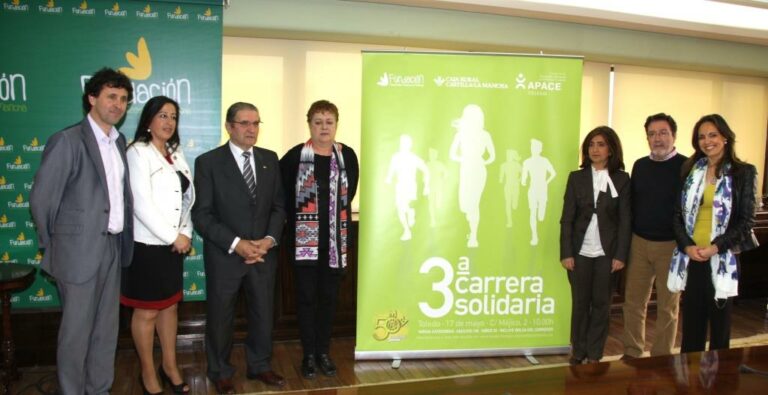 La III Carrera Solidaria de Caja Rural CLM representa la superación de los retos sociales