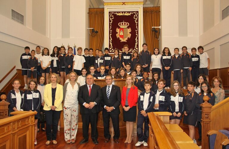 Caja Rural Castilla-La Mancha celebra el Día de Europa en las Cortes regionales