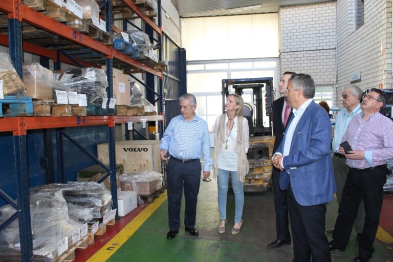 Casero destaca la importancia de las empresas familiares en la economía de Castilla-La Mancha