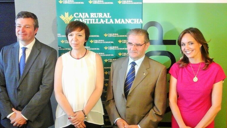 La Fundación Caja Rural Castilla-La Mancha forma a 24 profesionales en dirección cooperativa