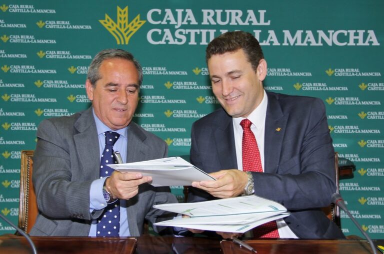 Caja Rural CLM y Fedeto renuevan el convenio de colaboración de la Lonja Toledana