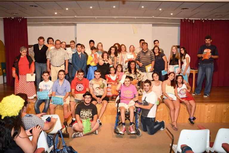 Música y baile para despedir la Escuela de Verano 2015 de Brazos Abiertos
