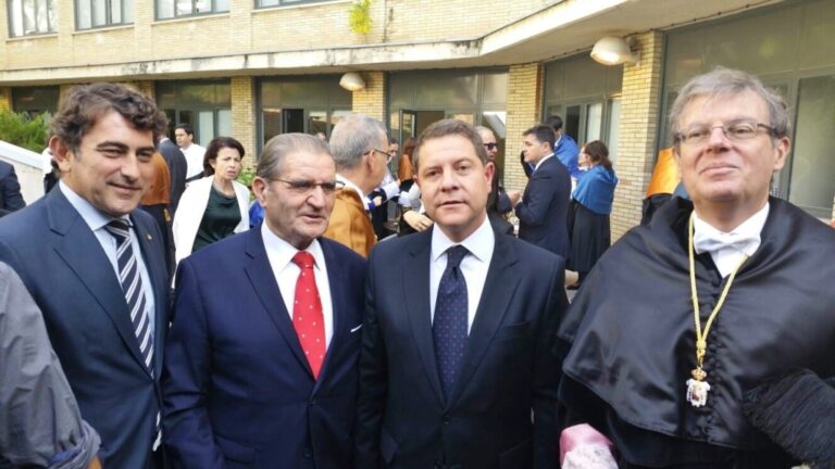 Caja Rural Castilla-La Mancha elogia a la UCLM por su calidad, rigor y excelencia