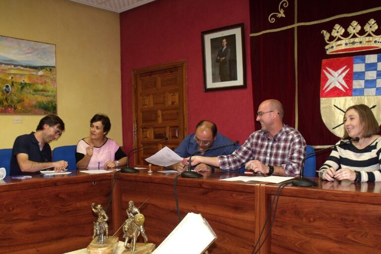 El Ayuntamiento de Argamasilla adquiere 237 libros de texto, por valor de 6.000 euros, para el Banco de Libros