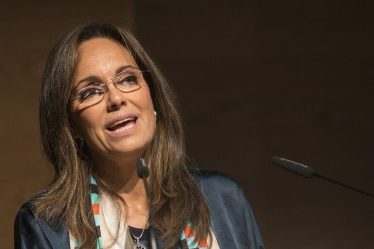 López-Casero: “El reto del sector pasa por construir en la sociedad una nueva identidad del farmacéutico ligada a la farmacia asistencial”