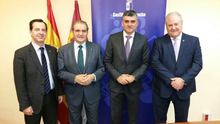 Caja Rural Castilla-La Mancha subraya su compromiso con la provincia de Cuenca