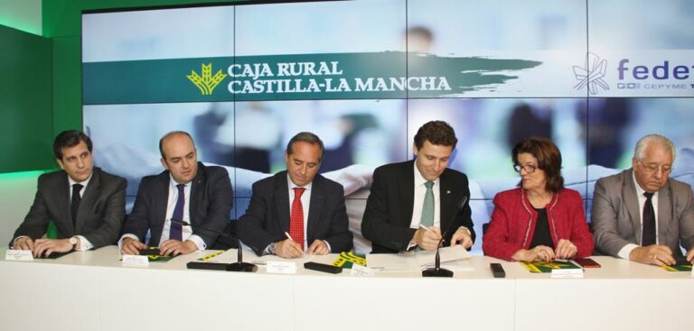 Caja Rural C-LM y Fedeto firman un convenio para que empresas puedan acceder a productos en “todas las ramas de negocio”