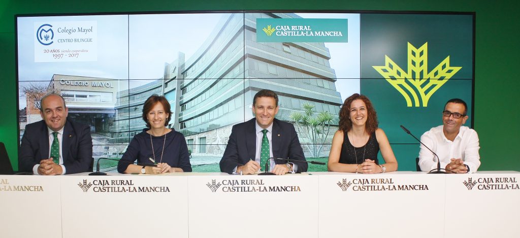 Caja Rural CLM y Colegio Mayol firman una alianza financiera y educativa