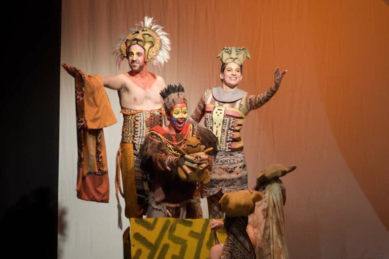 El Tributo a “El Rey León” triunfa en Argamasilla de Alba