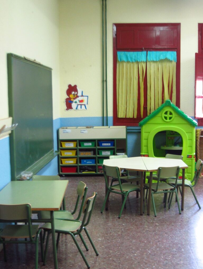 Educación convoca concurso de méritos para renovar, seleccionar y nombrar directores
