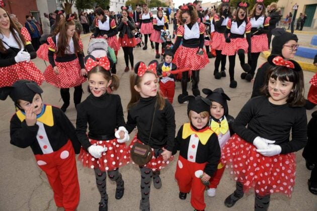 Variedad y originalidad en el Gran Desfile de Comparsas Infantiles