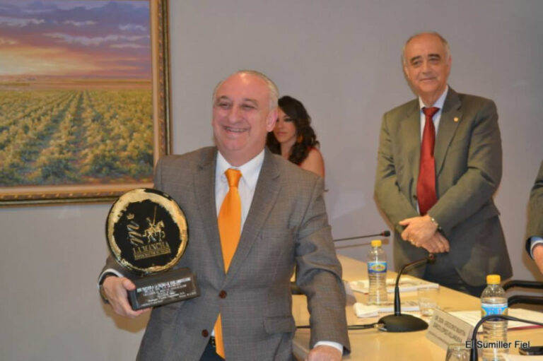 ALLOZO Tempranillo 2005 mejor Gran Reserva de la DO La Mancha