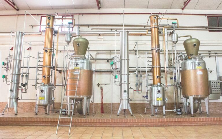 Verum Aguardiente de Uva Gewüzrtraminer, entre los mejores vinos y espirituosos de España