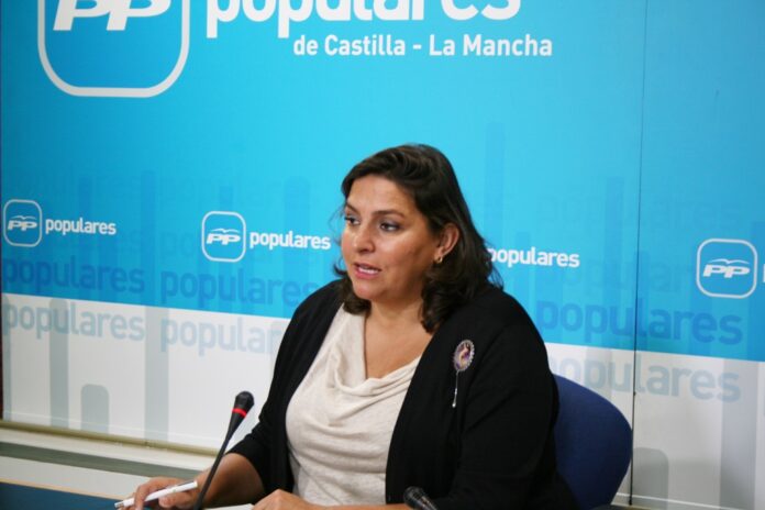 Arnedo, en rueda de prensa- 291014