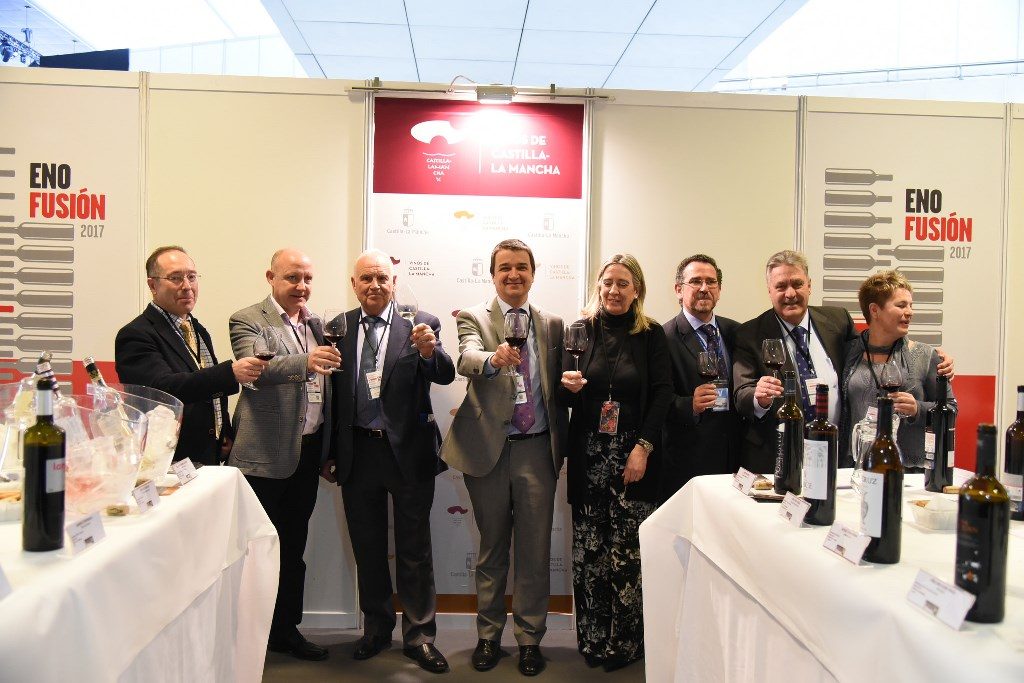 La Junta promociona, por primera vez, las D.O. de vino de la región en ‘Madrid Fusión’