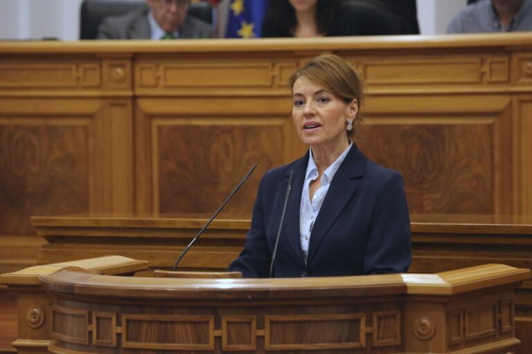 La Junta propone “un pacto de Estado” para que el sistema de rentas mínimas de las CCAA se integre en uno “único”