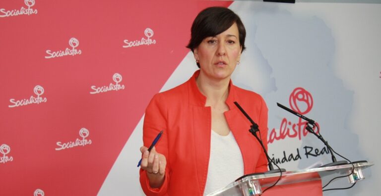 El PSOE pide explicaciones “por las derivaciones a dedo” a la consulta médica de un ex concejal del PP