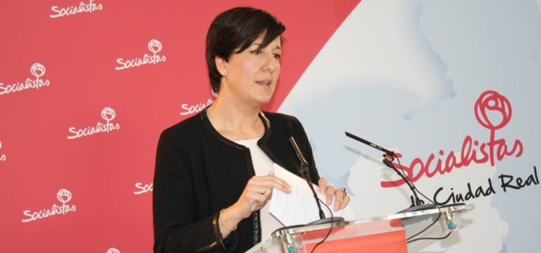 El PSOE reprocha a Echániz que inaugure el Centro de Salud de Bolaños dos meses antes de la elecciones