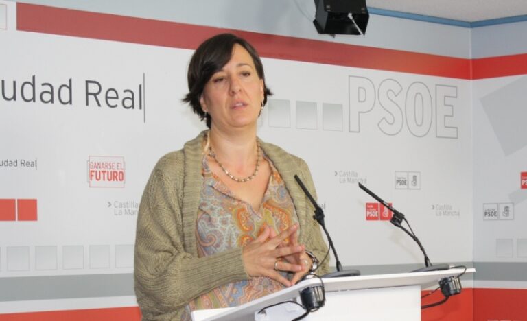 Fernández: “Los dos años de Cospedal son un mal sueño que hay que dejar atrás”