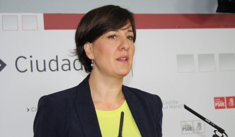 Fernández denuncia el incremento de hasta un 70% de pacientes en las consultas de Atención Primaria