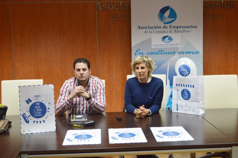 Tomelloso une compras y vino con el “Black & Wine Friday”