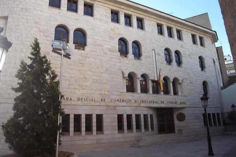 Facilitan el acceso de los estudiantes de Castilla La Mancha al mercado laboral