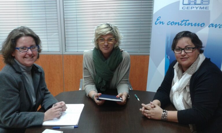 La Asociación de Empresarios de la Comarca de Tomelloso se reúne con el Centro de la Mujer de la localidad