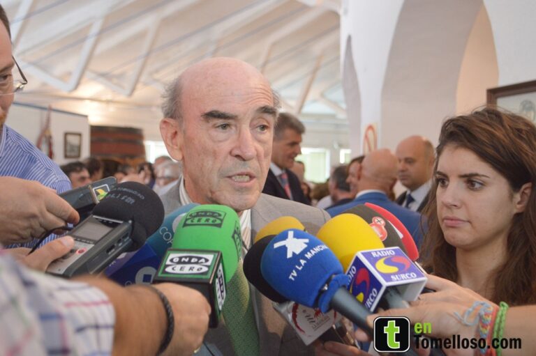 Rafael Torres, satisfecho porque los precios de la uva están “repuntando”