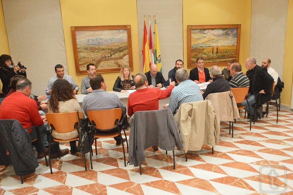 La Comisión de Seguimiento del Tren celebra una reunión en Tomelloso