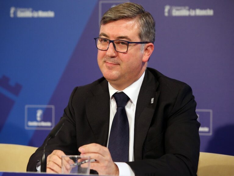 El Gobierno de Castilla-La Mancha convoca becas de excelencia a los mejores alumnos universitarios castellano-manchegos